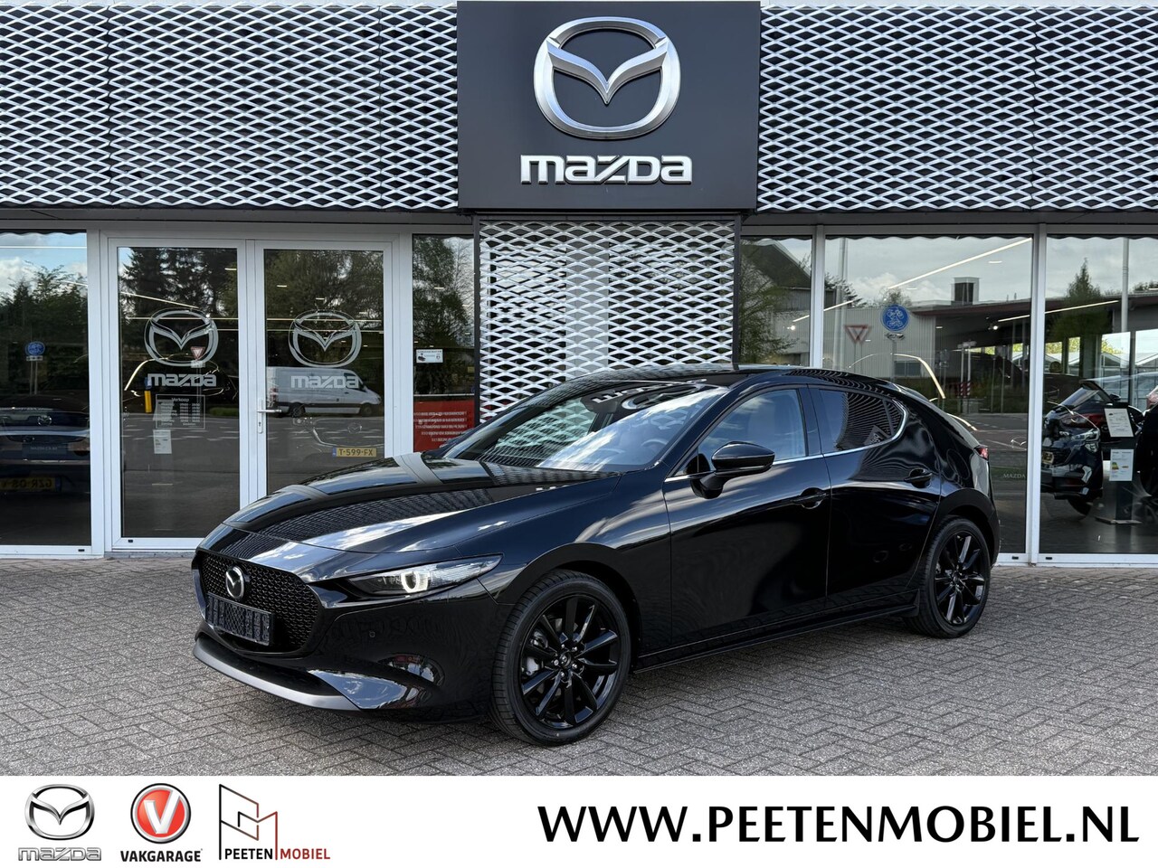 Mazda 3 - 2.0 e-SkyActiv-X M Hybrid 186 Takumi | ROOD LEDER | NIEUW TE REGISTREREN | - AutoWereld.nl