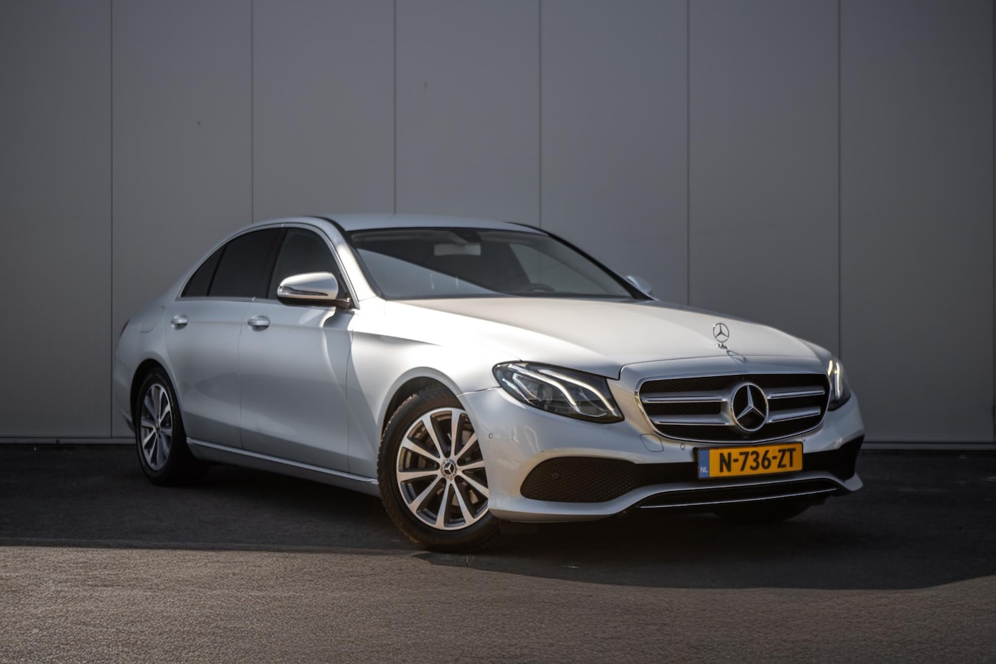 Mercedes-Benz E-klasse - 200 Premium Plus 200 Premium Plus - AutoWereld.nl