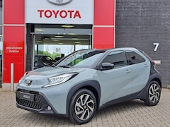 Toyota Aygo X - PULSE BI-TONE LED VERLICHTING REGENSENSOR AUTOMATISCHE AIRCO PRIVACY GLASS