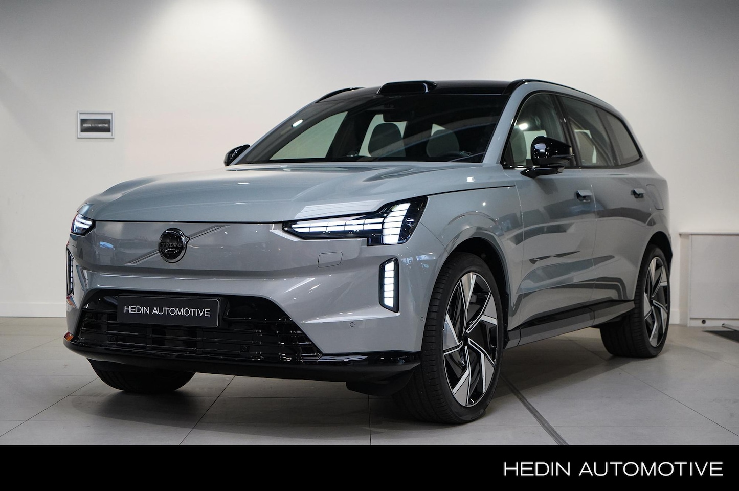 Volvo EX90 - Twin Motor Performance Ultra 7p. 111 kWh | Vapour Grey | Tailored Wool Blend | Bowers & Wi - AutoWereld.nl