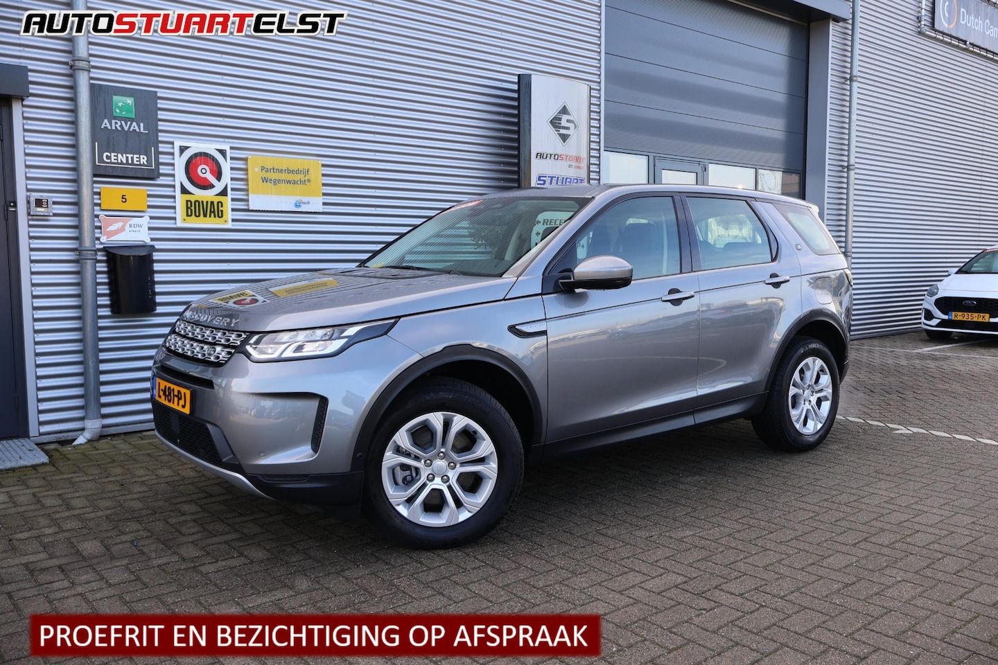 Land Rover Discovery Sport - P300e 1.5 S 360' Cam | PDC | Achteruitrij camera | Navi | Vol Leder | Volledig H.| 1e Eige - AutoWereld.nl