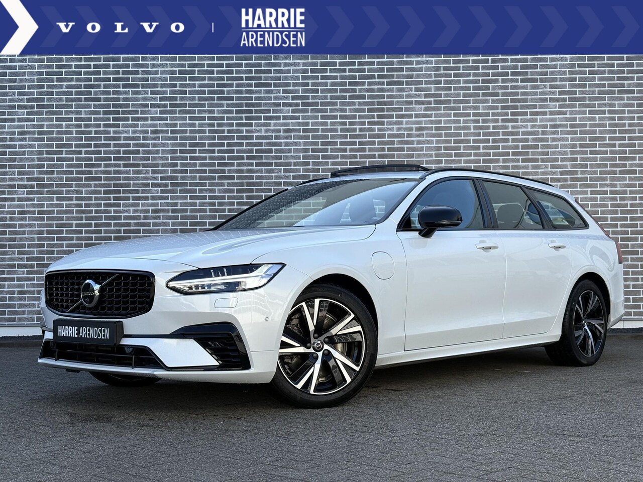 Volvo V90 - 2.0 T6 Recharge AWD Ultimate Dark | Bowers & Wilkins audio | Luchtvering | 360 graden Came - AutoWereld.nl