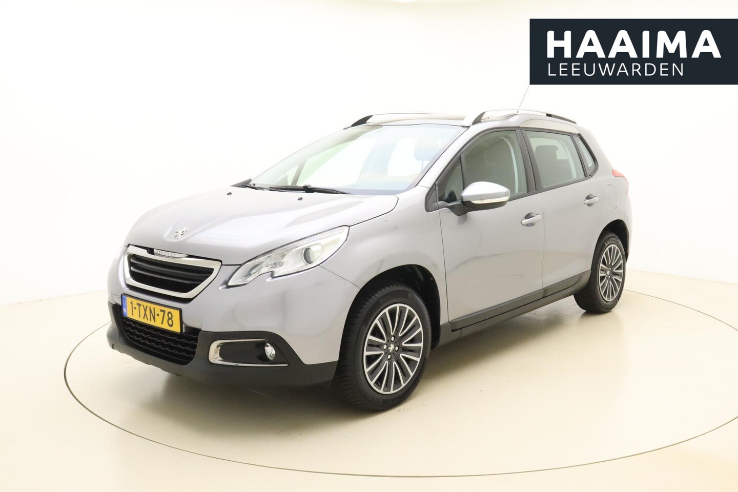 Peugeot 2008 - 1.2 VTi Active Pack Premium | Navigatie | Airco | Trekhaak | Panorama dak | - AutoWereld.nl