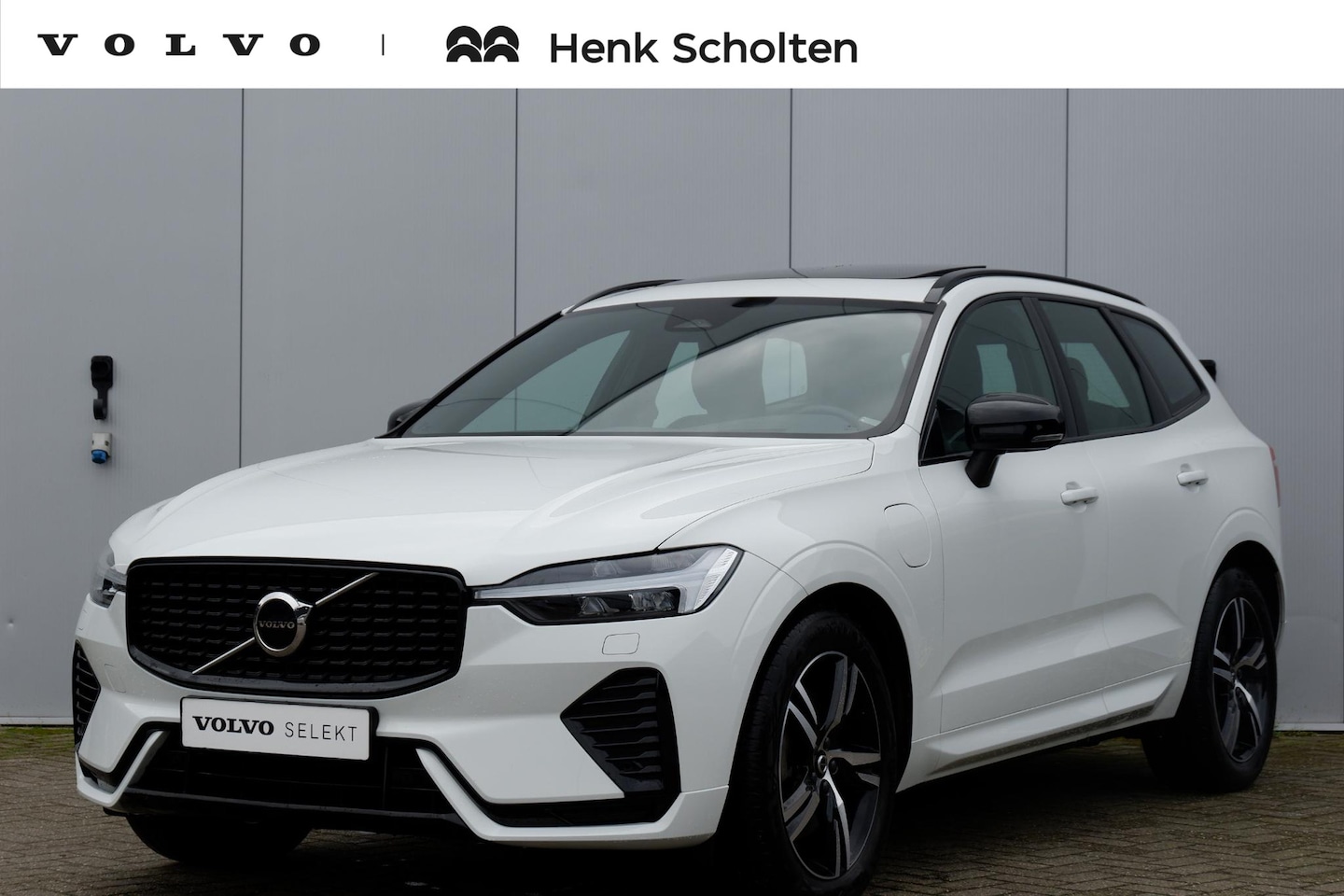 Volvo XC60 - T6 Recharge AWD AUT8 350PK R-Design | Elektrisch Glazen Panorama-Dak | Adaptieve Koplampen - AutoWereld.nl