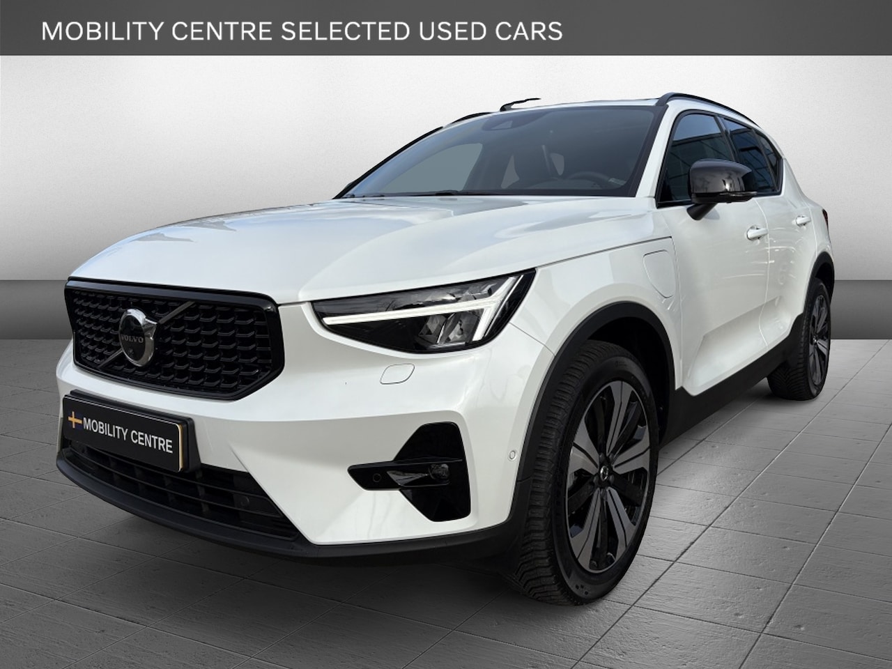 Volvo XC40 - T4 Ultimate Dark | Panoramadak | Nubuck | Trekhaak - AutoWereld.nl