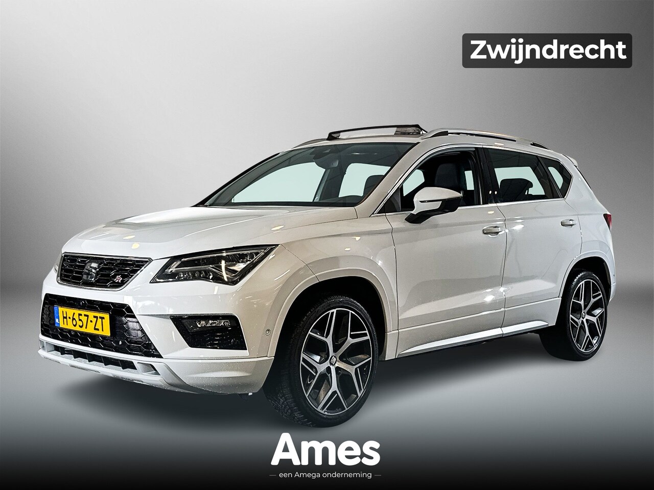 Seat Ateca - 1.5 150pk TSI FR Business Intense / Upgrade Tech & Music / Top View Camera / Panoramisch s - AutoWereld.nl