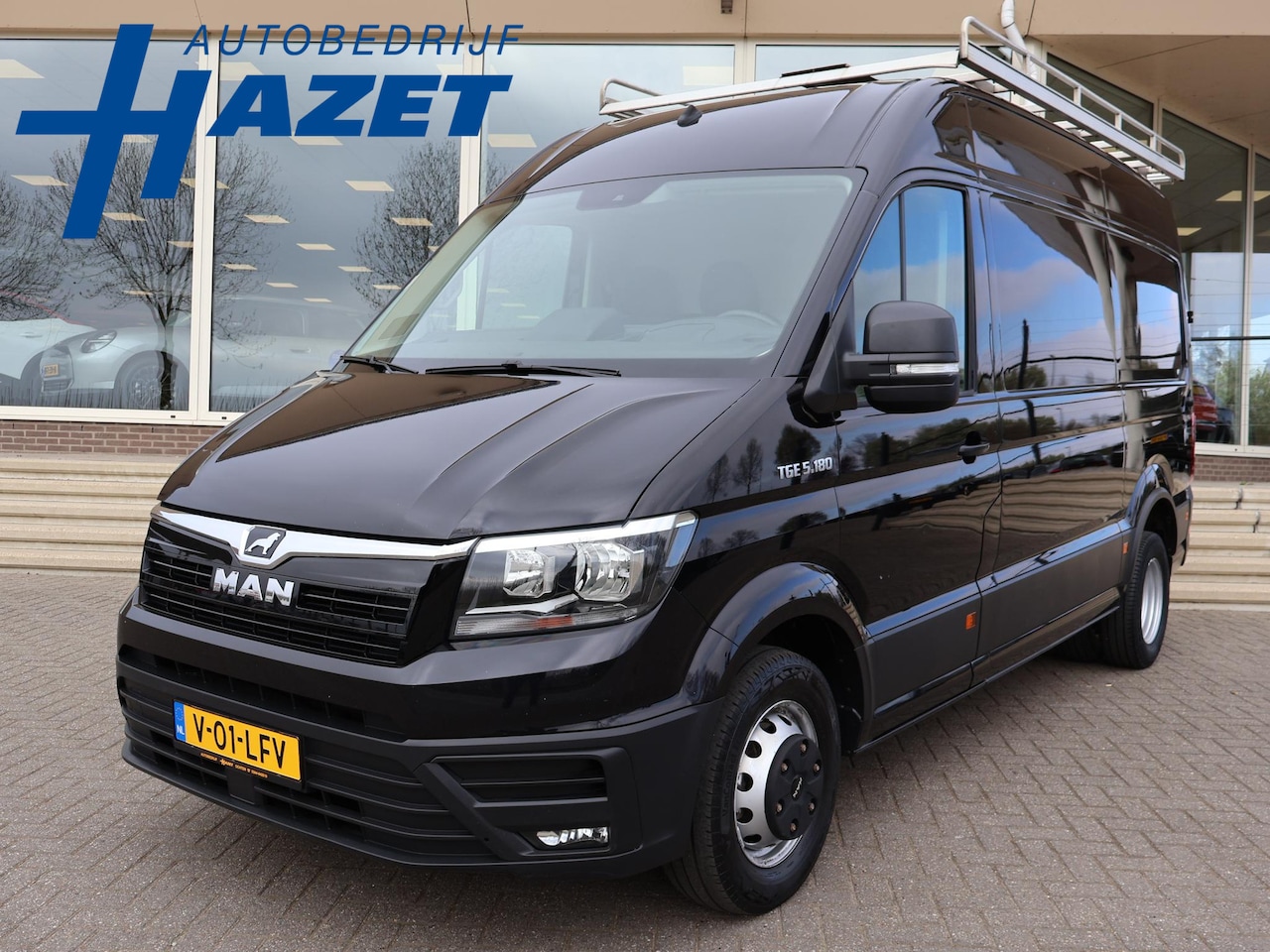 MAN TGE - 50 5.180 2.0 180 PK AUT. DUBBEL LUCHT + 3500 KG TH + 230V | WERKPLAATSINRICHTING | CAMERA - AutoWereld.nl