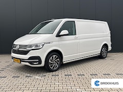 Volkswagen Transporter - 2.0 TDI L2H3 28 Bulli | Automaat | Leder | Navigatie | Camera | Digitaal Dashboard | Sideb