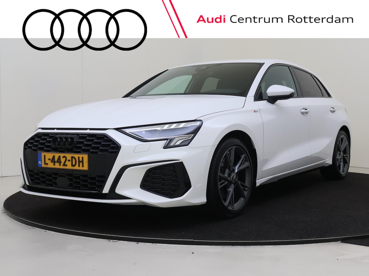 Audi A3 Sportback - 35 TFSI S edition | Navigatie Plus | Optiek zwart | CarPlay | Virtual cockpit | Climate co - AutoWereld.nl