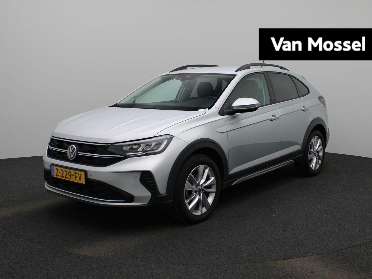 Volkswagen Taigo - 1.0 TSI Life Edition | Parkeersensoren | App Connect | Parkeercamera | Navigatie | Keyless - AutoWereld.nl