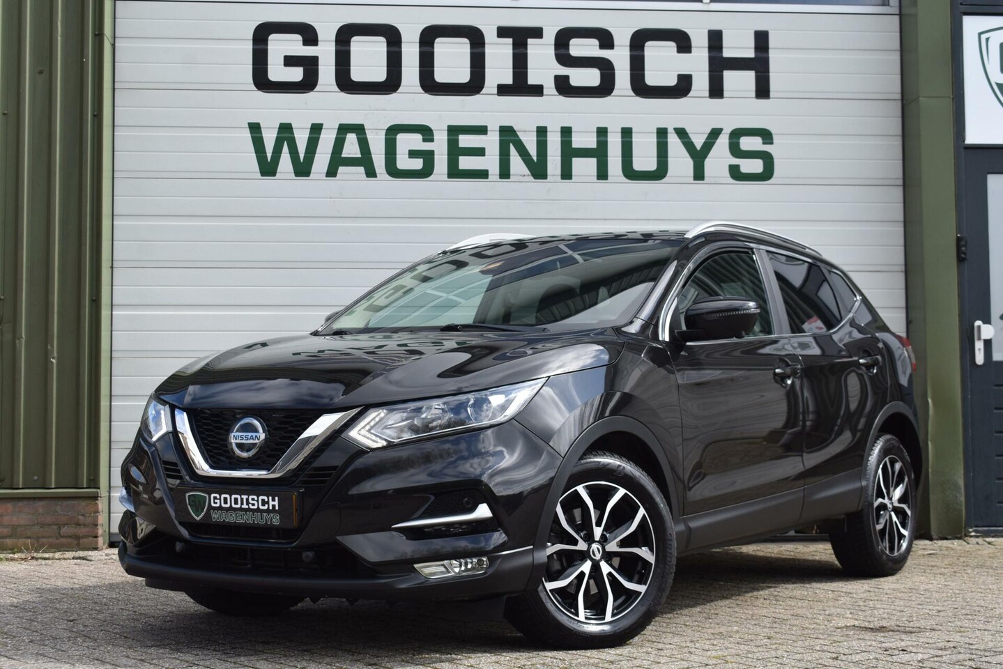 Nissan Qashqai - 1.2 Business Edition Automaat | Panoramadak | Keyless | - AutoWereld.nl