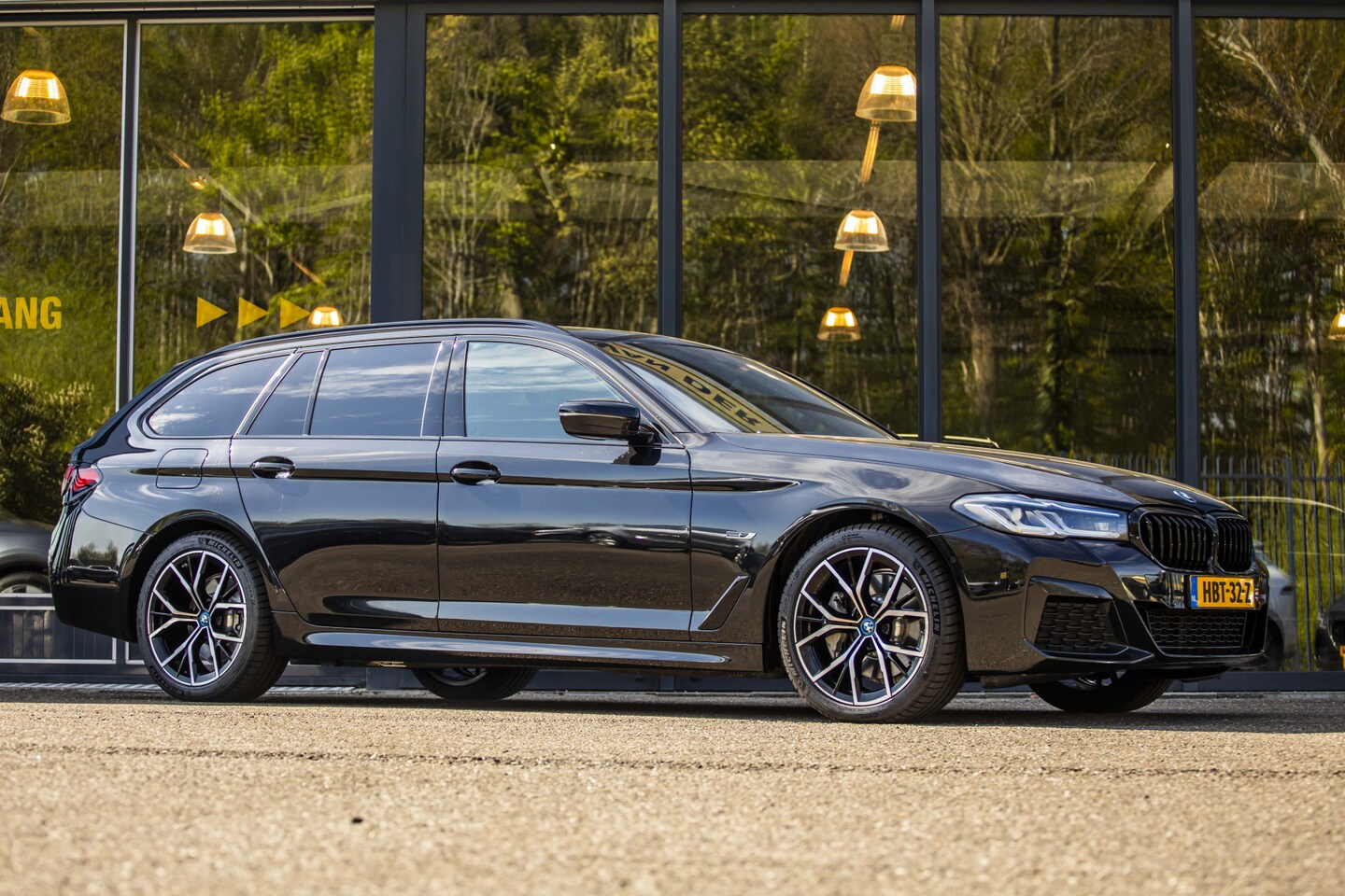 BMW 5-serie Touring - 530e Business Edition Plus 530e Business Edition Plus - AutoWereld.nl
