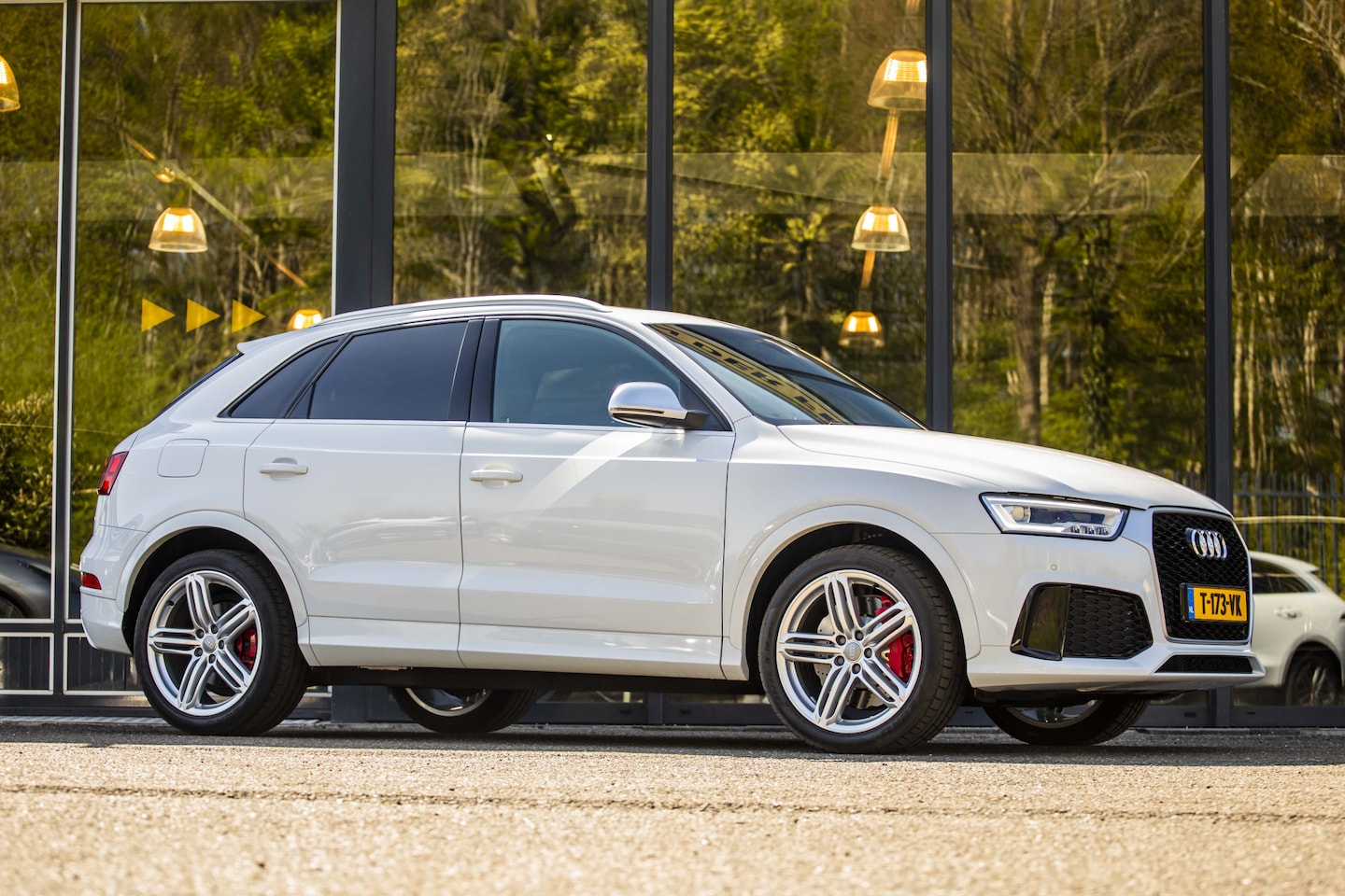 Audi Q3 - 2.5 TFSI RS Q3 quattro 2.5 TFSI RS Q3 quattro - AutoWereld.nl