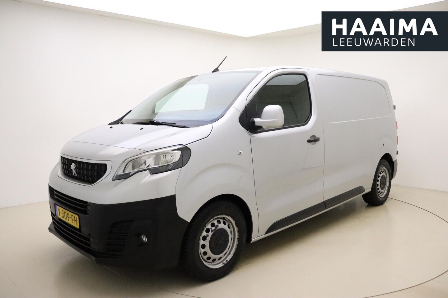 Peugeot Expert - 226S 1.6 BlueHDI 115 Premium L2 Peugeot Expert 226S 1.6 BlueHDI 115 Premium | Navigatie | - AutoWereld.nl