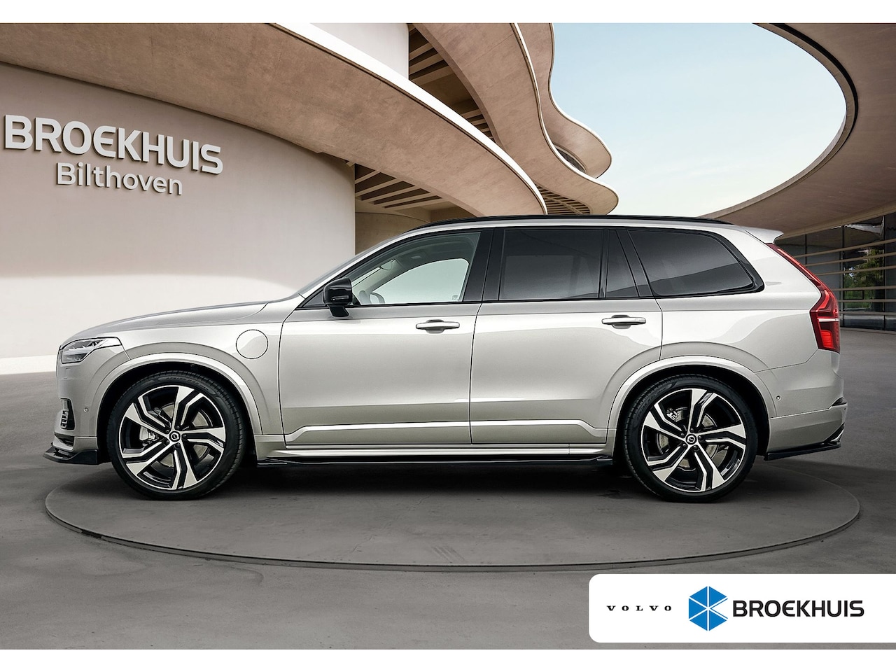 Volvo XC90 - 2.0 T8 Plug-in hybrid AWD Ultra Dark | Spoiler Pakket | Massage stoelen | Bowers & Wilkins - AutoWereld.nl