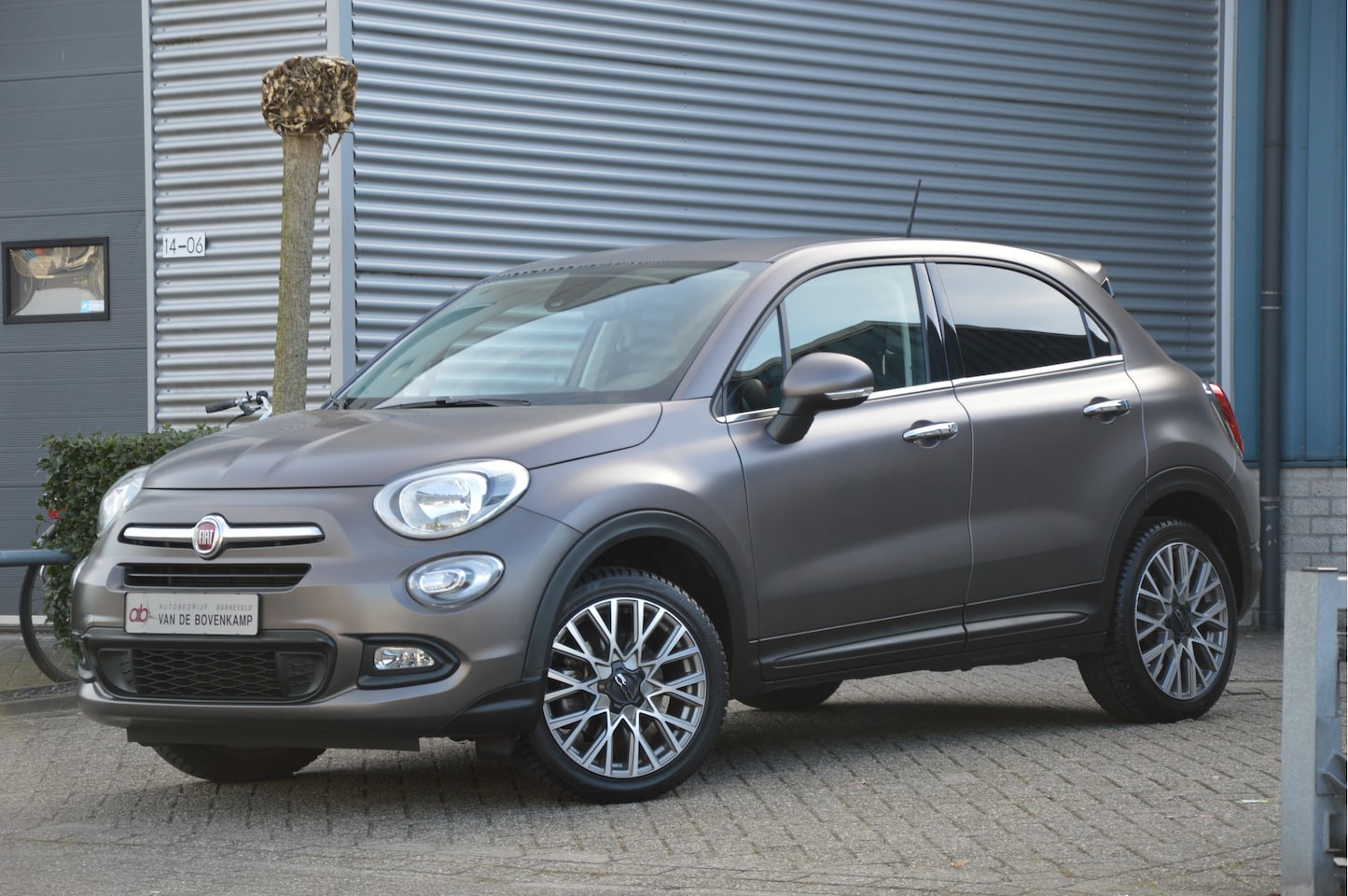 Fiat 500 X - 1.6 LOUNGE | NAVI | STOEL + STUURVERW. | CRUISE | CLIMA | TREKHAAK | ENZ - AutoWereld.nl