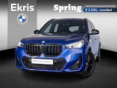 BMW X1 - sDrive20i | M Sportpakket | Driving Assistant Plus | 18 inch | M Adaptief onderstel | Stuu