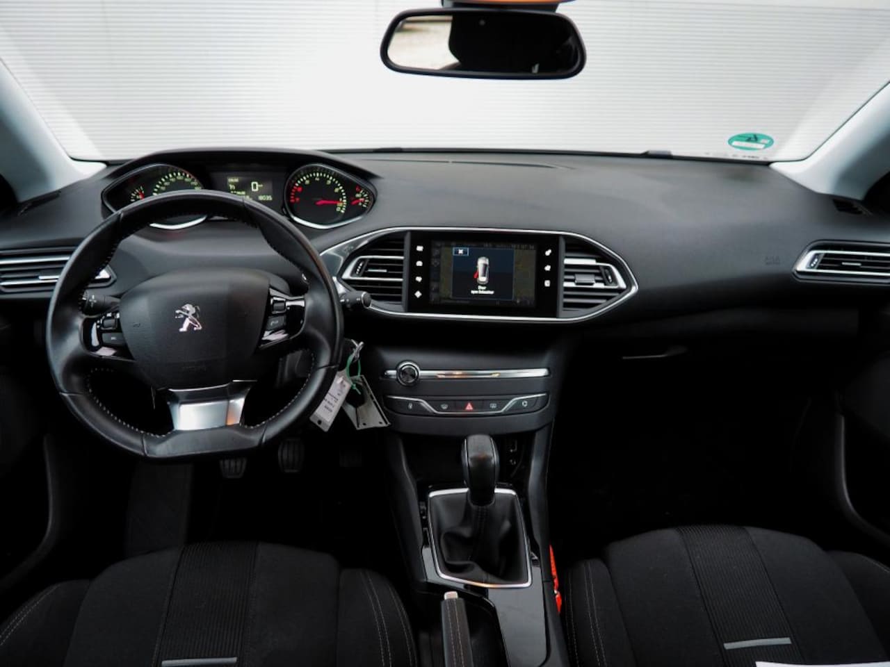 Peugeot 308 - 1.2 PureTech Active CLIMA CRUISE NAVI PARKEER S.