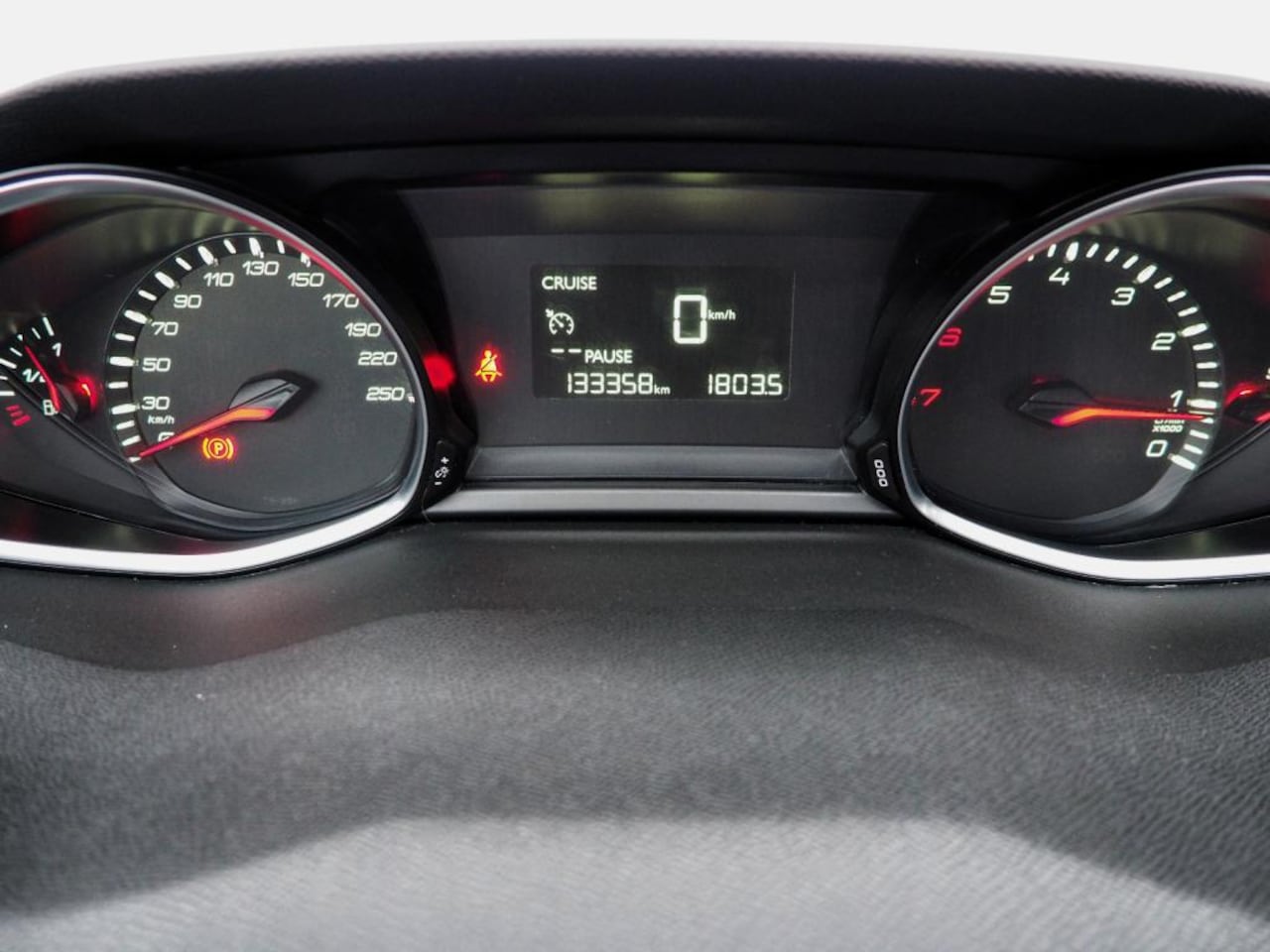 Peugeot 308 - 1.2 PureTech Active CLIMA CRUISE NAVI PARKEER S.