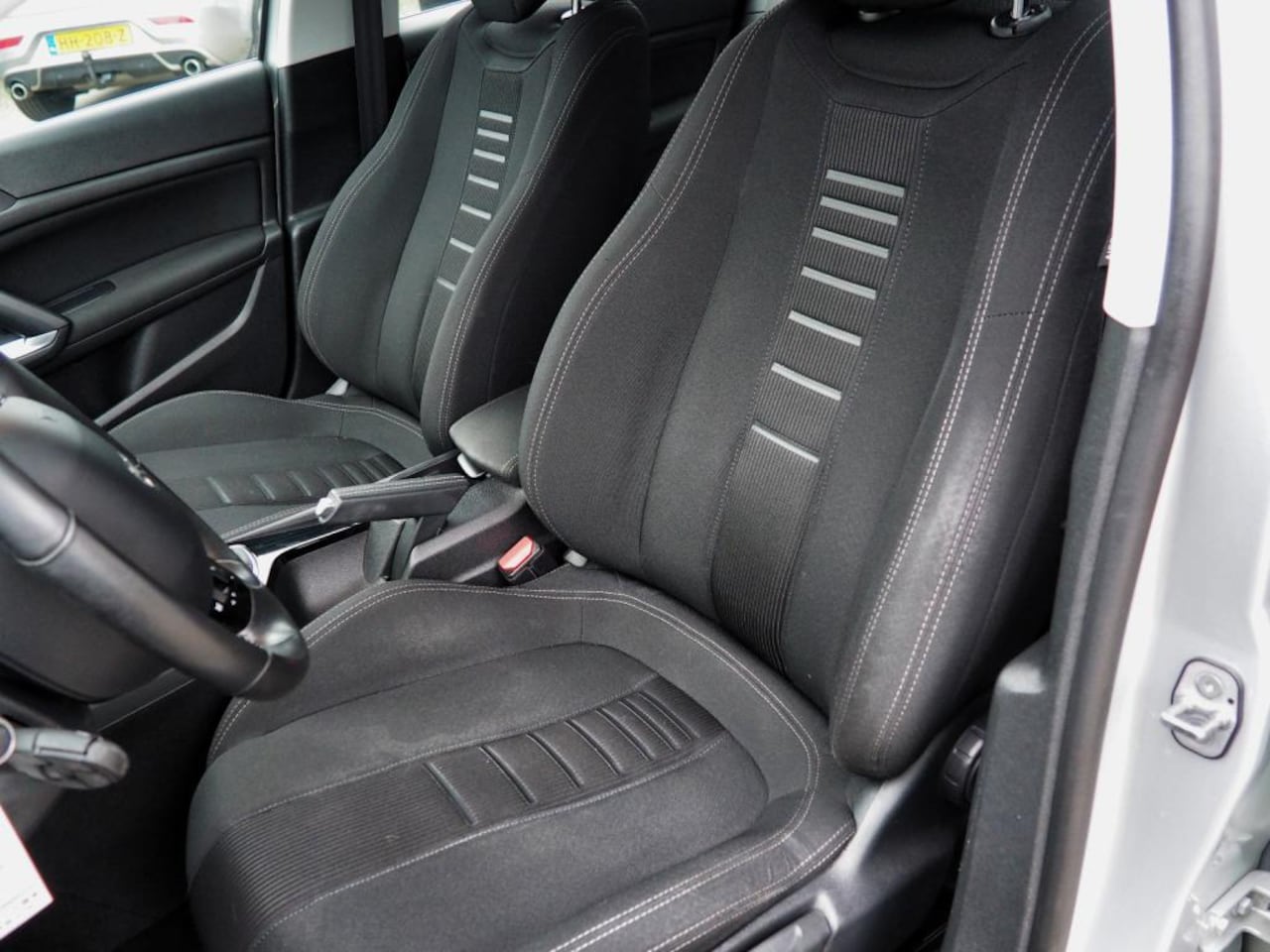 Peugeot 308 - 1.2 PureTech Active CLIMA CRUISE NAVI PARKEER S.
