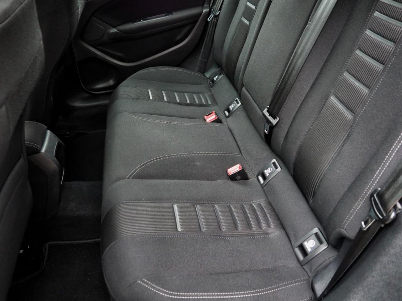 Peugeot 308 - 1.2 PureTech Active CLIMA CRUISE NAVI PARKEER S.