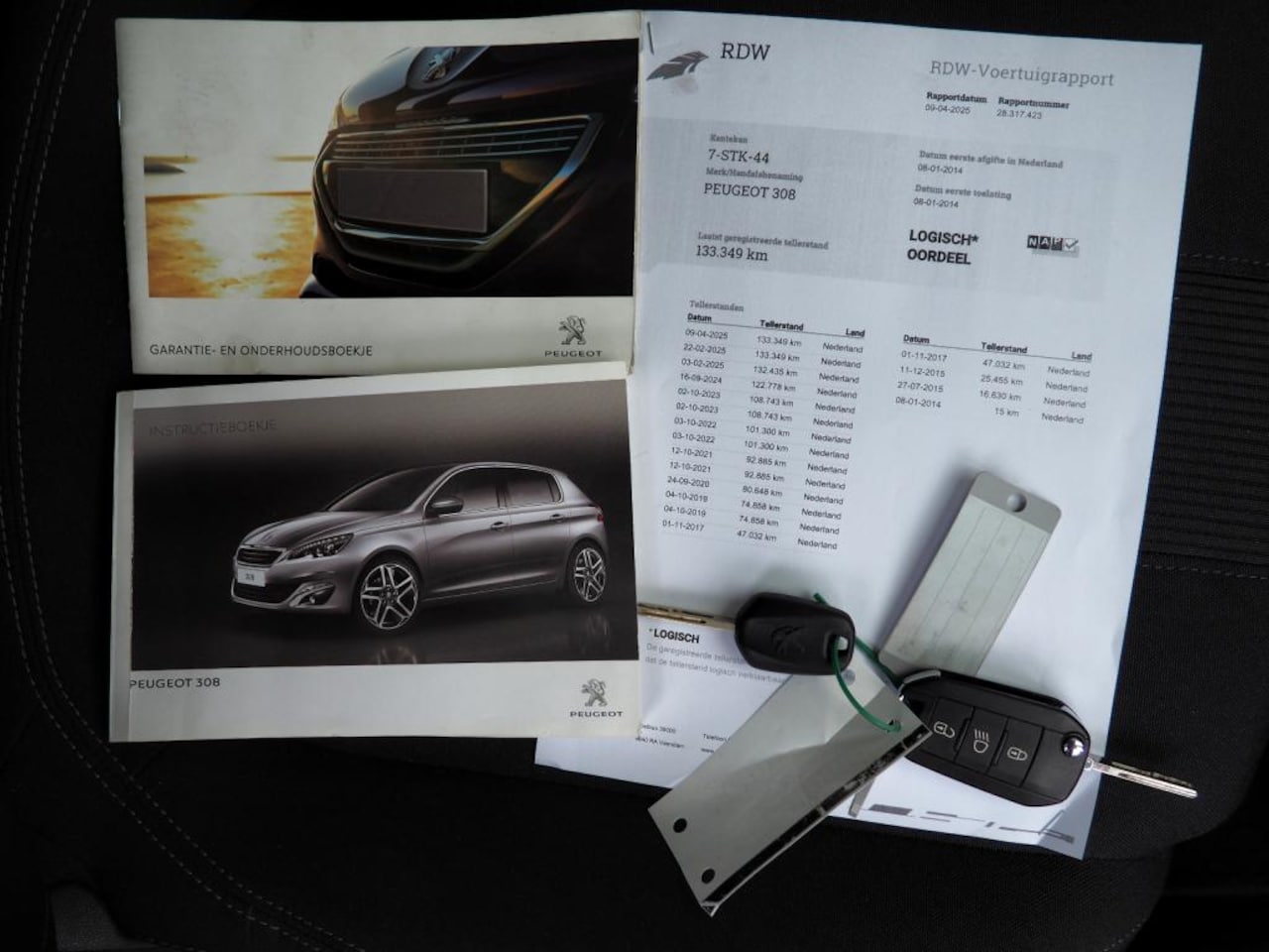 Peugeot 308 - 1.2 PureTech Active CLIMA CRUISE NAVI PARKEER S.