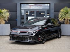 Volkswagen Golf - 8 2.0 TSI GTI Clubsport 300pk Panoramadak/Stoelverwarming/Camera
