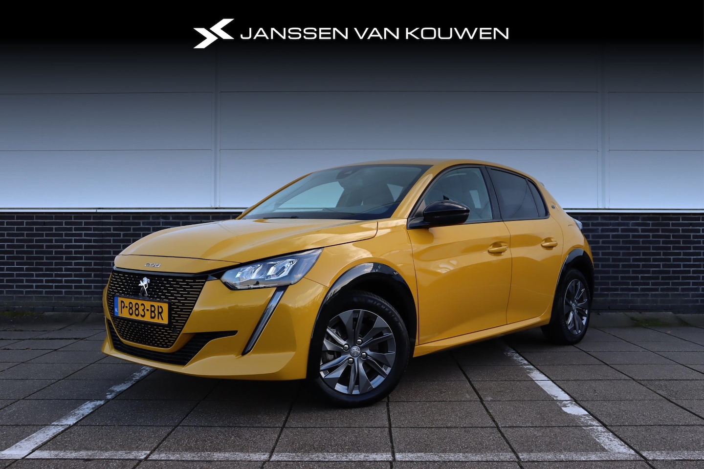 Peugeot e-208 - EV Allure 50 kWh Keyless Achteruitrijcamera Climate Control - AutoWereld.nl
