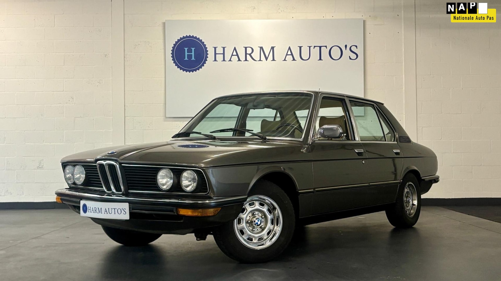 BMW 5-serie - 525 Automaat LPG Trekhaak Schuif/Kanteldak - AutoWereld.nl