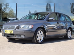 Volvo V50 - 2.4 EDITION II AUT. ORIG. NL | TREKHAAK | PDC | CRUISE | CLIMATE |