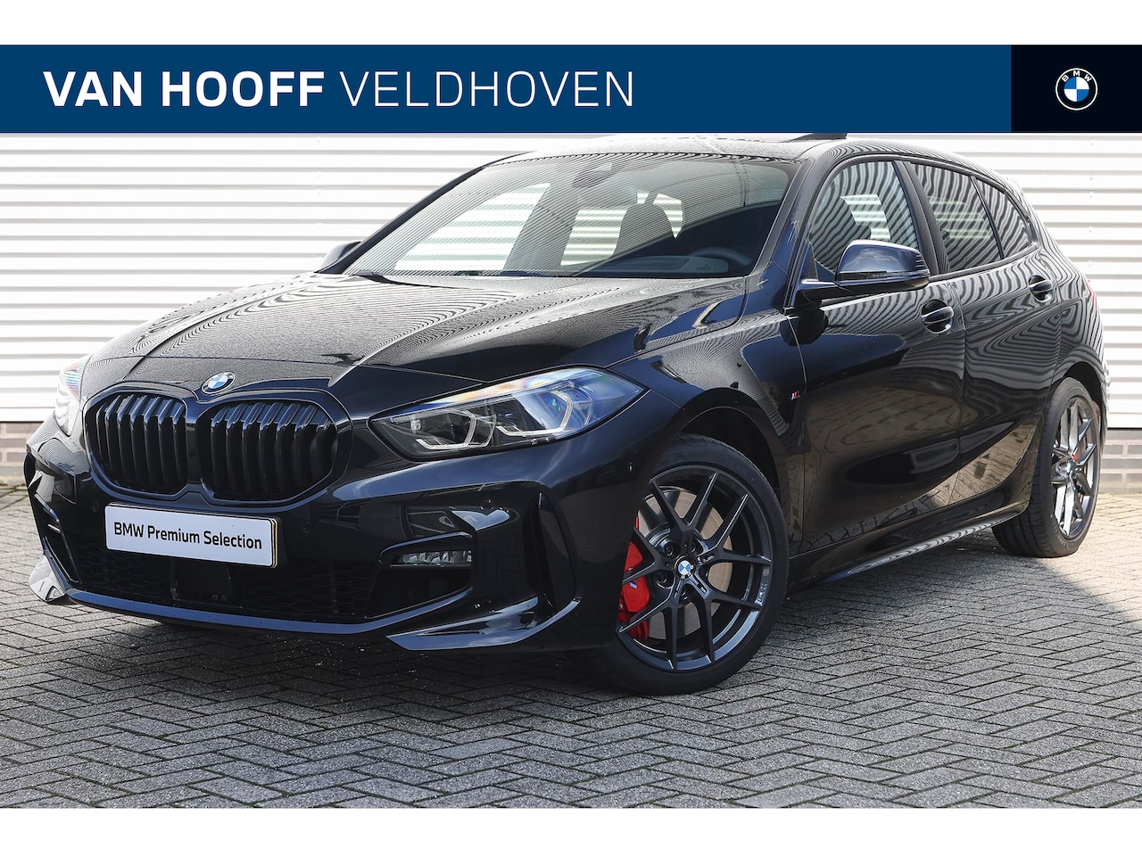 BMW 1-serie - 120i High Executive M Sport Automaat / Panoramadak / Head-Up / M Sportstoelen / Adaptief O - AutoWereld.nl