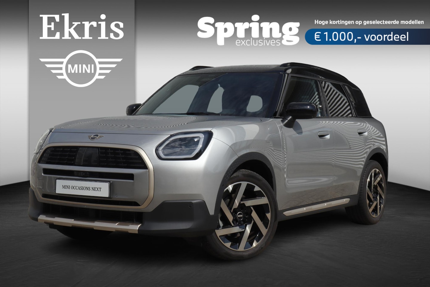 MINI Countryman - C | Favoured + Pakket XL + Panodak + Harman Kardon + Driving Assistant Prof. + Trekhaak + - AutoWereld.nl