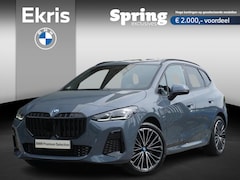 BMW 2-serie Active Tourer - 230e xDrive Aut. Panoramadak / Harman Kardon / Innovation Pack / 19" LMV / Driving Assista