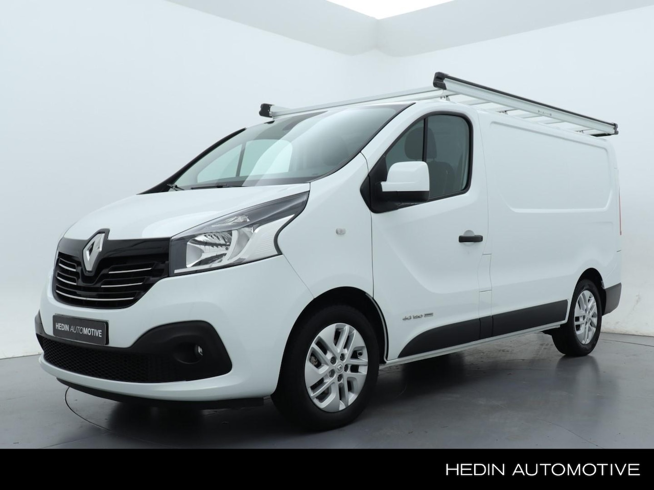 Renault Trafic - dCi 120 T27 L1H1 | Imperial | Trekhaak - AutoWereld.nl