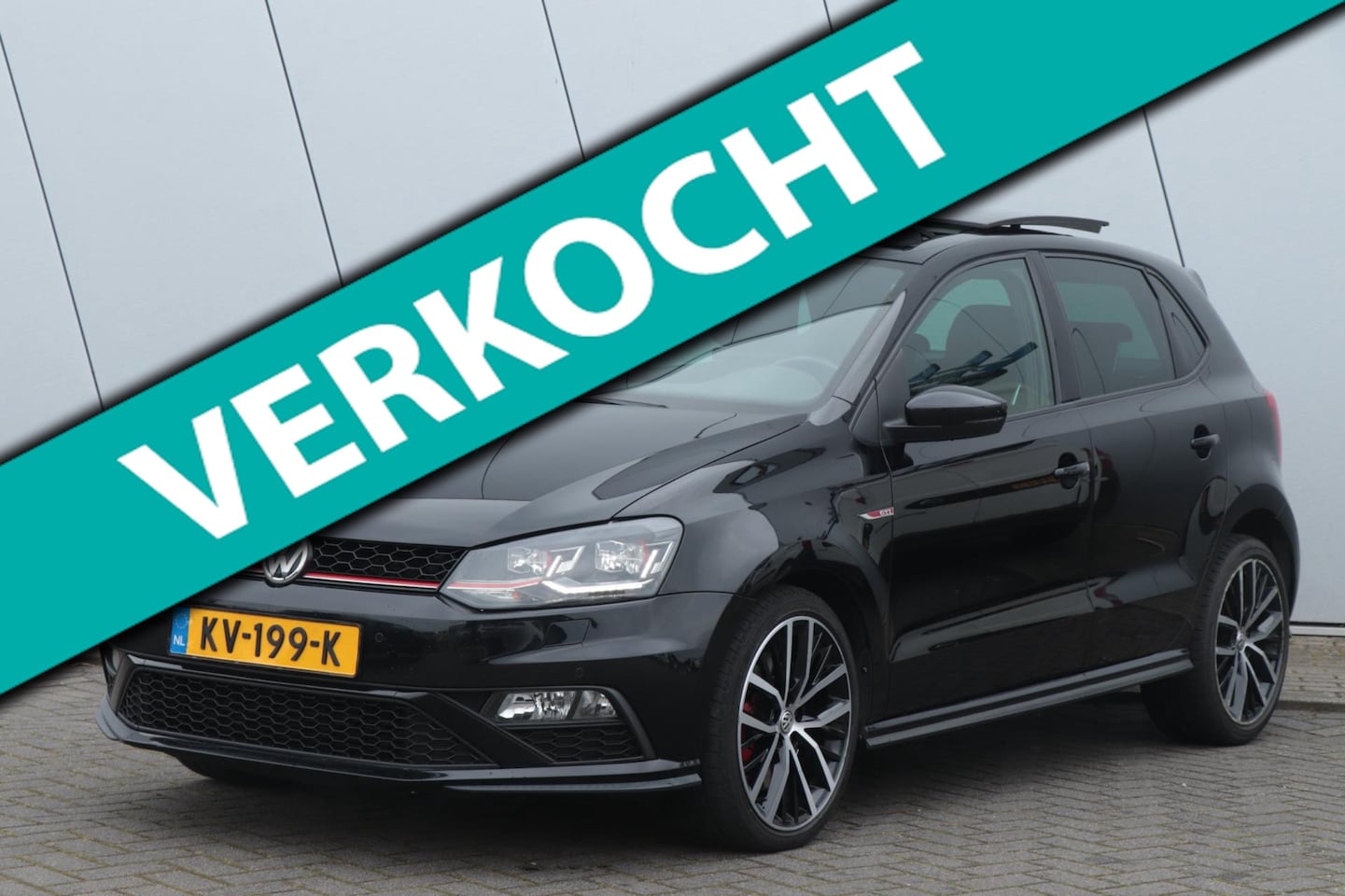 Volkswagen Polo - 1.8 TSI GTI - PANO / DSG / NAVI / VOL! - AutoWereld.nl