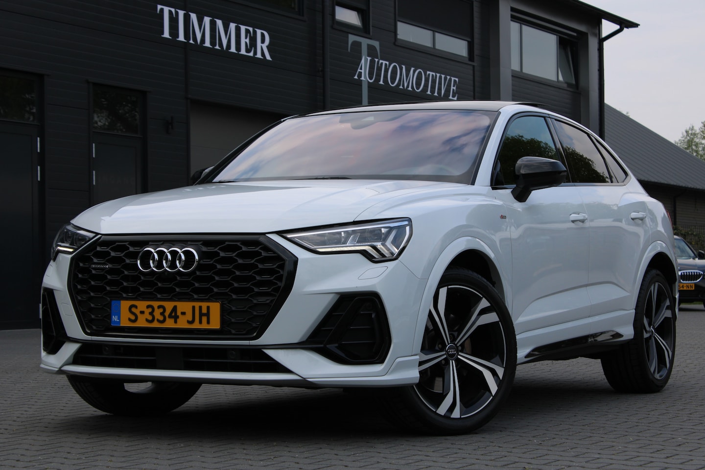 Audi Q3 Sportback - 45 TFSI Quattro S-Line binnen en buiten - Panoramadak - Dealer onderhouden Adaptive Cruise - AutoWereld.nl