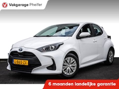 Toyota Yaris - 1.5 Hybrid Aut. Active Navigatie/ Carplay/ Climate control/ Camera/ Adapt. cruise/ Armsteu