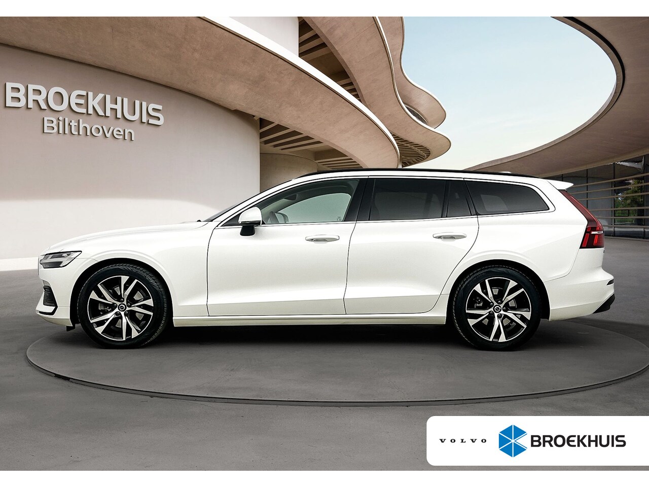 Volvo V60 - 2.0 B4 Core | Blis | Trekhaak | Stoel + Stuurverw | PDC + Camera | Getint glas | Adaptive - AutoWereld.nl