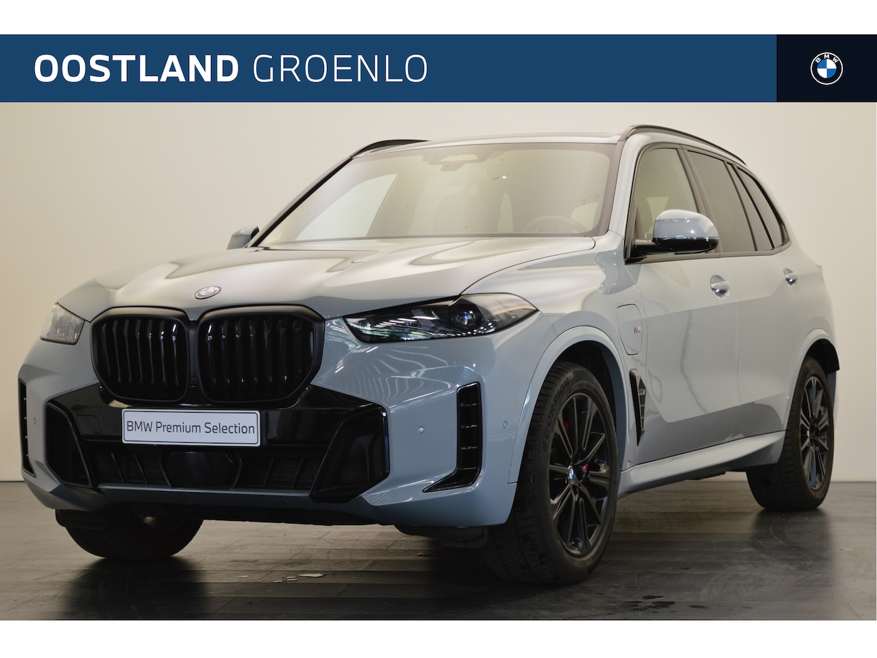 BMW X5 - xDrive50e High Executive M Sport Automaat / Panoramadak Sky Lounge / Trekhaak / Parking As - AutoWereld.nl
