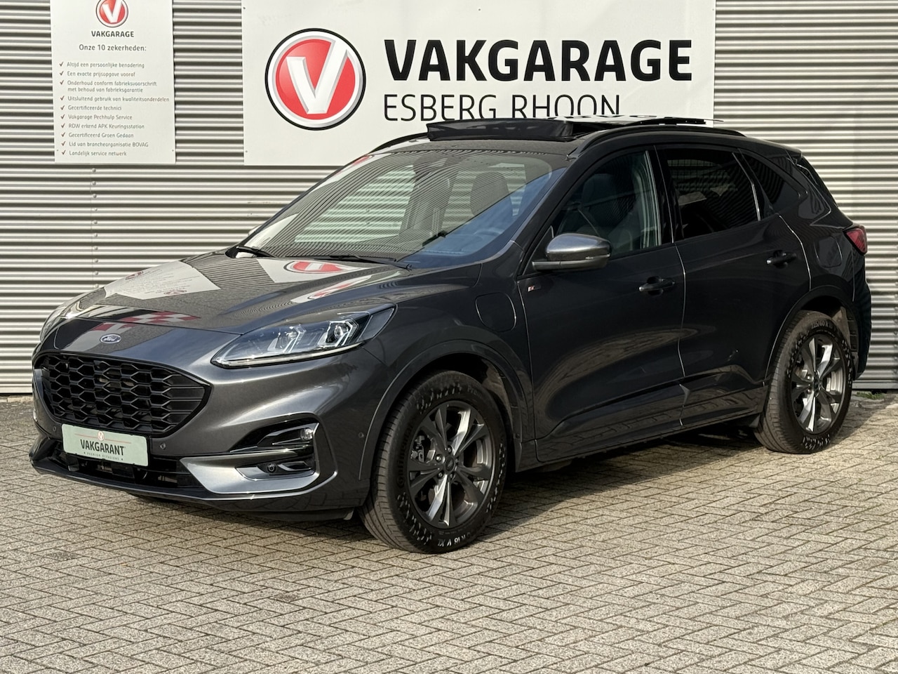 Ford Kuga - 2.5 PHEV ST-Line X PANO,HUD,B&O,NAV/CAM - AutoWereld.nl