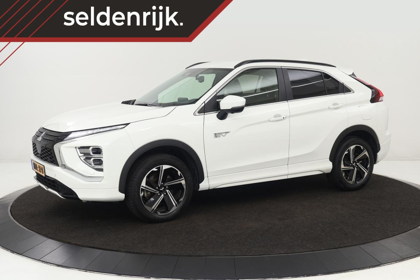Mitsubishi Eclipse Cross - 2.4 PHEV Instyle | Stoel & stuurverwarming | 360 camera | Standkachel | Leder/Alcantara | - AutoWereld.nl