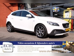 Volvo V40 Cross Country - D2 115 pk Ocean Race, Leer, Navi, Bluetooth