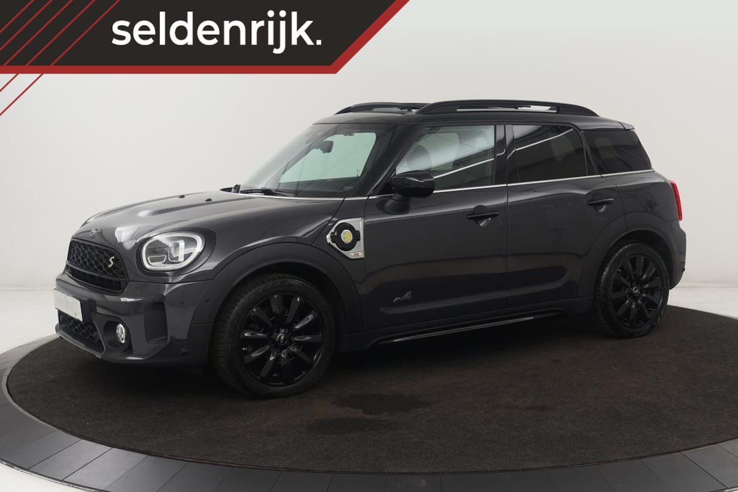 MINI Countryman - 2.0 Cooper S E ALL4 Chili | Panoramadak | Carplay | Camera | Sportstoelen | Park Assist | - AutoWereld.nl