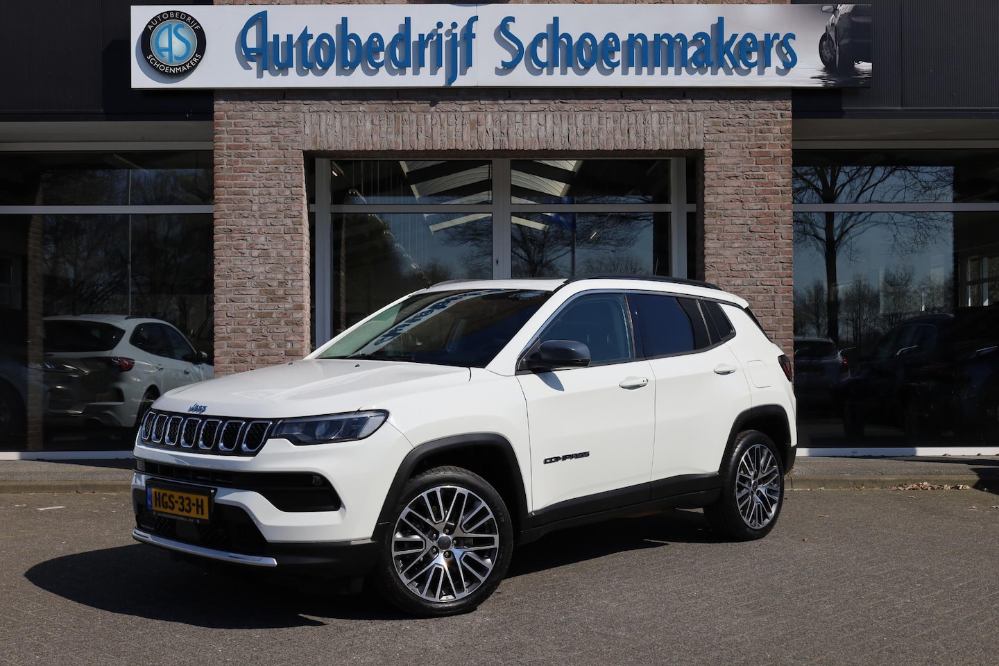 Jeep Compass - 4xe 190 Plug-in Hybrid Electric Limited Lease Ed. 360-CAMERA CARPLAY PANO DAB HALFLEER 19" - AutoWereld.nl