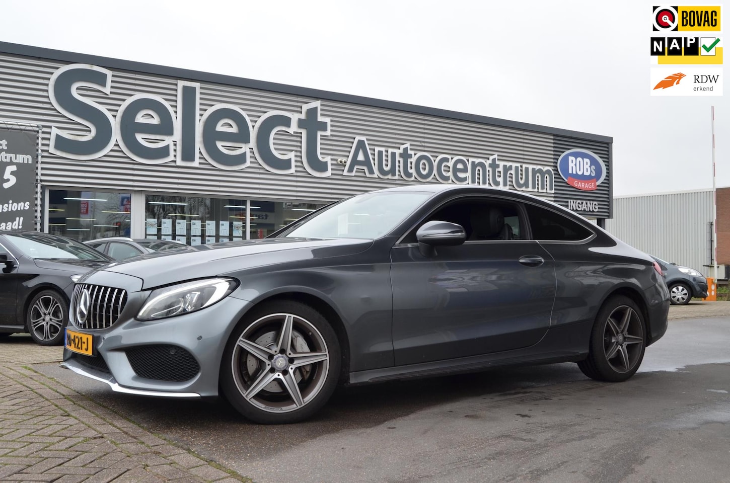 Mercedes-Benz C-klasse Coupé - 180 AMG SPORTLINE automaat|LEDER-ALCANTARA SPORTSTOELEN|ZWARTE HEMEL|NAVI|PRIVACY GLASS|CA - AutoWereld.nl