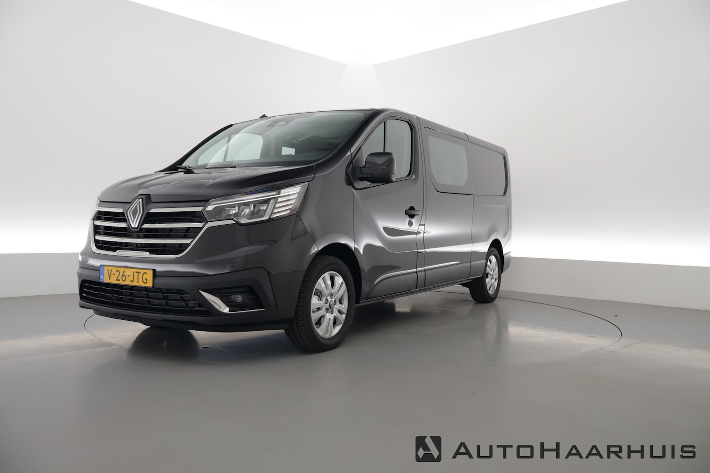 Renault Trafic - 2.0-150pk Automaat Dubb. Cab. L2H1 Advance | Camera | Apple Carplay | Cruise | Trekhaak | - AutoWereld.nl