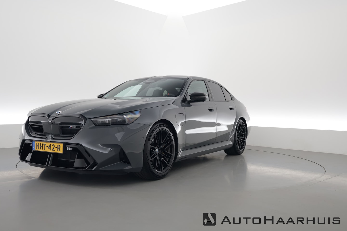 BMW M5 - 5-serie | Keramisch | Driving Assistant pro. | Carbon | M Driver's pack | B&W - AutoWereld.nl