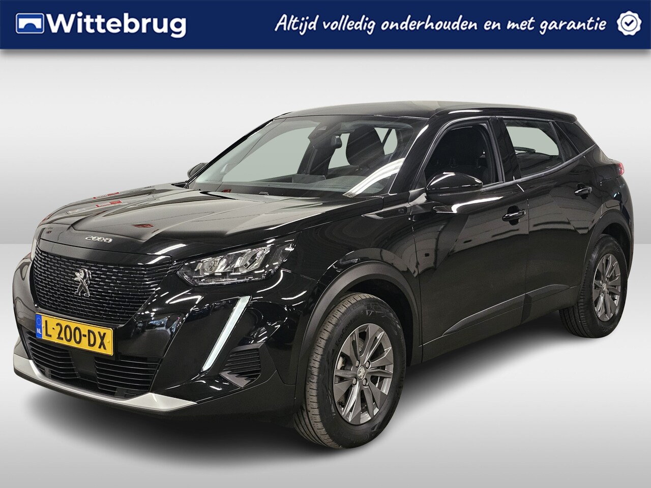 Peugeot e-2008 - EV Active Pack 50 kWh | Parkeercamera | Navigatie | Trekhaak - AutoWereld.nl