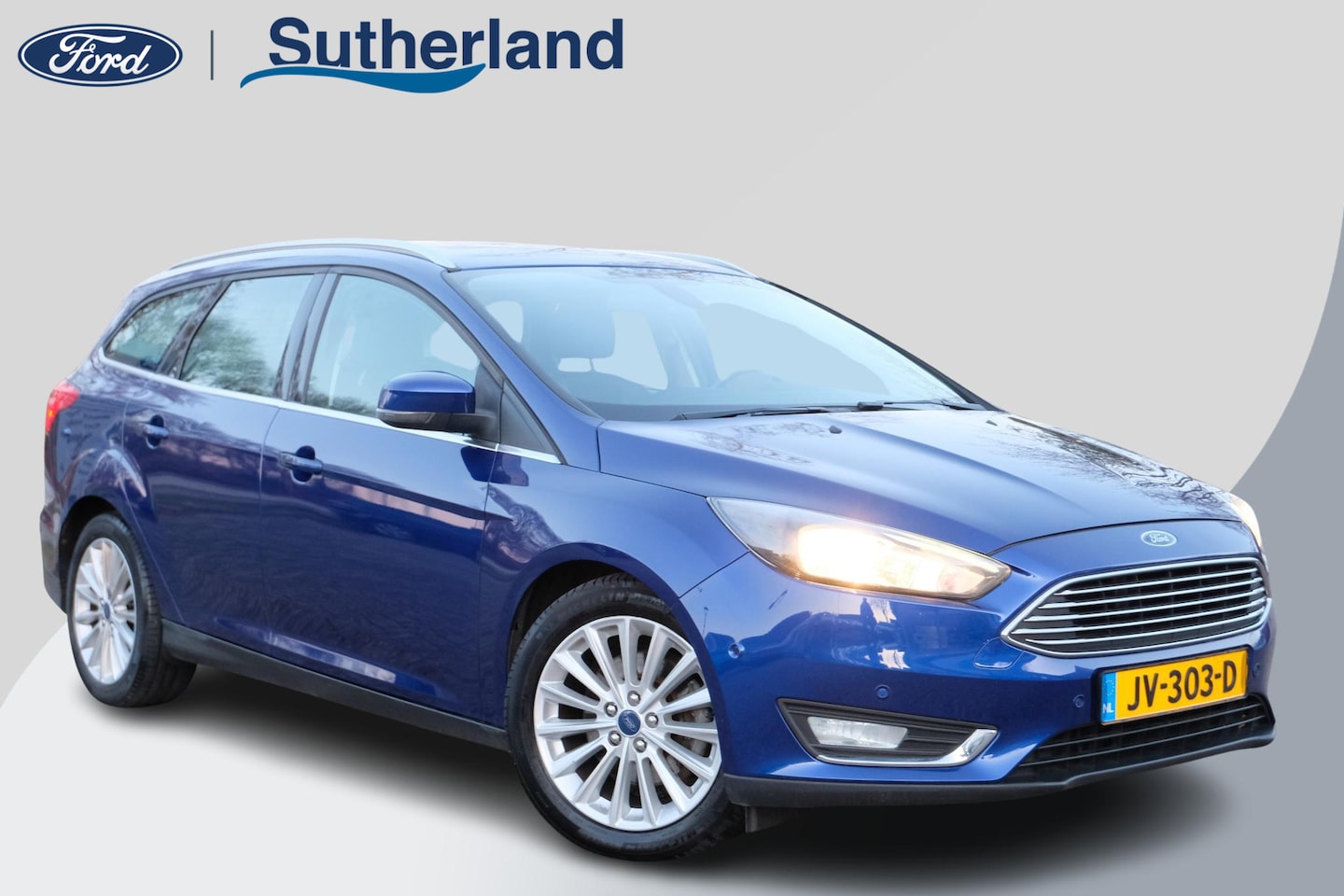 Ford Focus Wagon - 1.5 Titanium 150pk | Half leder | Winterpack | 1.500kg trekgewicht | Dealeronderhouden | N - AutoWereld.nl