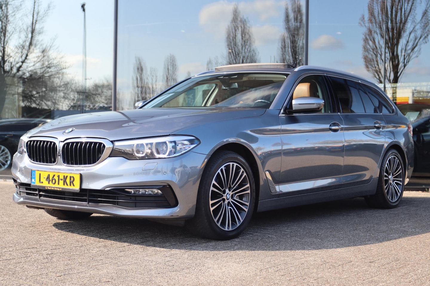 BMW 5-serie Touring - 540I XDRIVE HIGH EXECUTIVE | PANO | LEDER | STOELVERW. | SIDE-ASSIST | CRUISE | CLIMATE - AutoWereld.nl